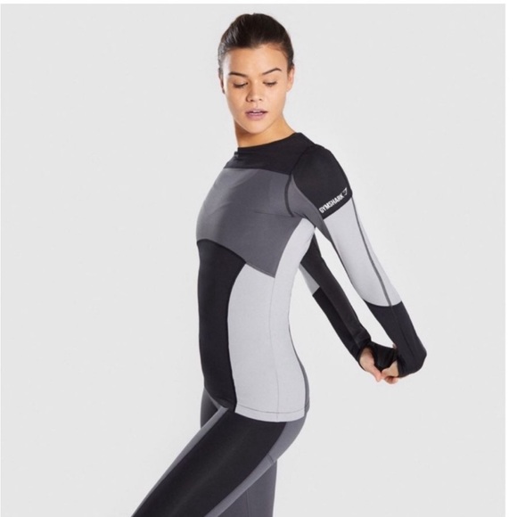 Gymshark black long sleeve - Picture 2 of 10